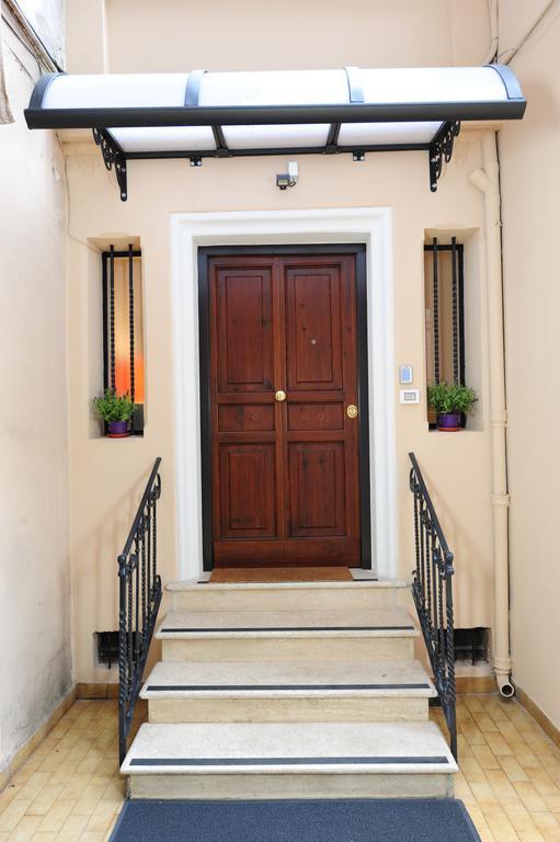 Fotofever Apt, Two Bedrooms With Air Conditioned In Elegant Shopping Area, Close To Vatican City Roma Dış mekan fotoğraf